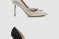 [M.BLAHNIK-마놀로블라닉]나디라 새틴 쥬얼 펌프스