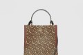 [BURBERRY-버버리]모노그램 E-캔버스 버킷백 스몰 80268251