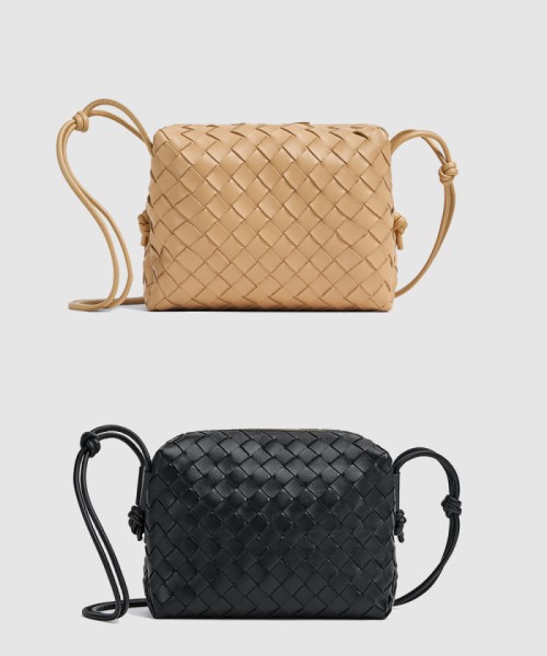 [BOTTEGA-보테가베네타]루프 스몰 카메라백 680255