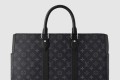 [LOUIS VUITTON-루이비통]삭 플라 24H M46451