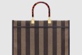 [FENDI-펜디]선샤인 쇼퍼백 라지 8BH372