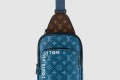 [LOUIS VUITTON-루이비통]에비뉴 슬링백 NM M23782