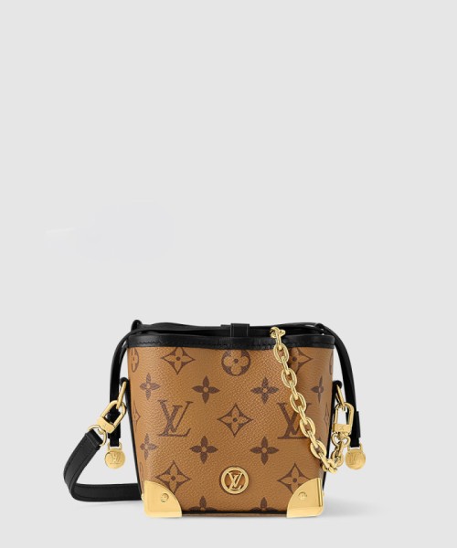 [LOUIS VUITTON-루이비통]노에 퍼스 참 크로스백 M82885