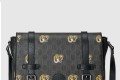 [GUCCI-구찌]GG 수프림 메신저백 658542