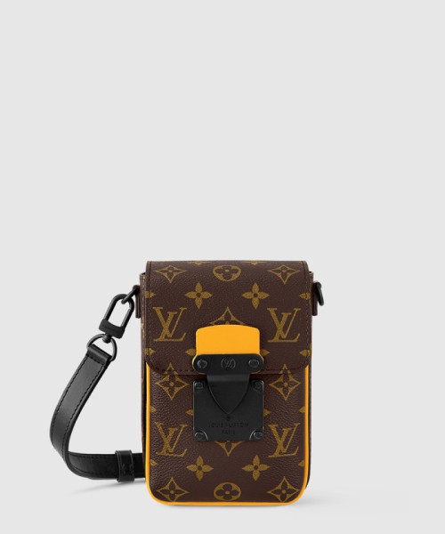 [LOUIS VUITTON-루이비통]S락 버티컬 웨어러블 월릿 M82535