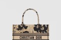 [DIOR-디올]북 토트백 미듐 M1296