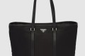 [PRADA-프라다]리리나일론 및 사피아노 가죽 토트백 2VG112