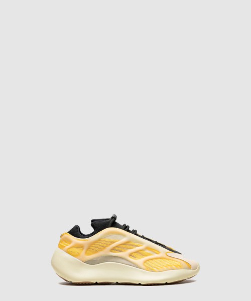 [YEEZY-이지부스트]700 V3 모노 홍화 HP5425