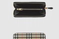 [BURBERRY-버버리]빈티지 체크 지퍼 머니클립 80524351