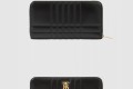[BURBERRY-버버리]퀼팅 레더 롤라 지퍼라운드 지갑 80623401