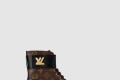 [LOUIS VUITTON-루이비통]플랫 부츠 1AAV60
