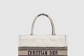 [DIOR-디올]북 토트백 미듐 M1296