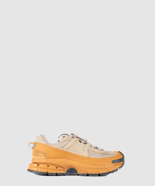 [NIKE-나이키]줌 보메로 롬 HQ2181