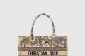[DIOR-디올]북 토트백 미듐 M1296