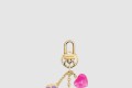 [LOUIS VUITTON-루이비통]LV 인아머드 키 링 M00819