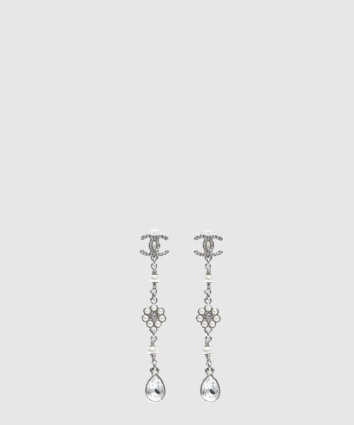 [CHANEL-샤넬]꽃 진주 귀걸이 AB7137