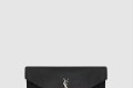 [SAINT LAURENT-생로랑]램스킨 소재의 cassandre 라지 envelope 파우치 769307
