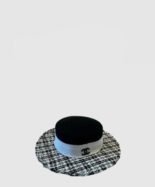 [CHANEL-샤넬]플랫 탑 모자 AA6246